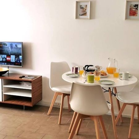 Ferienwohnung Luminoso 2 Ambientes En Almagro Av Corrientes 3 Personas Buenos Aires Exterior foto